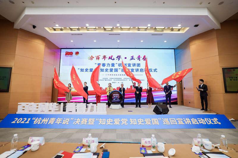 凝望指缝间渐行渐远的时光, 温柔而伤感